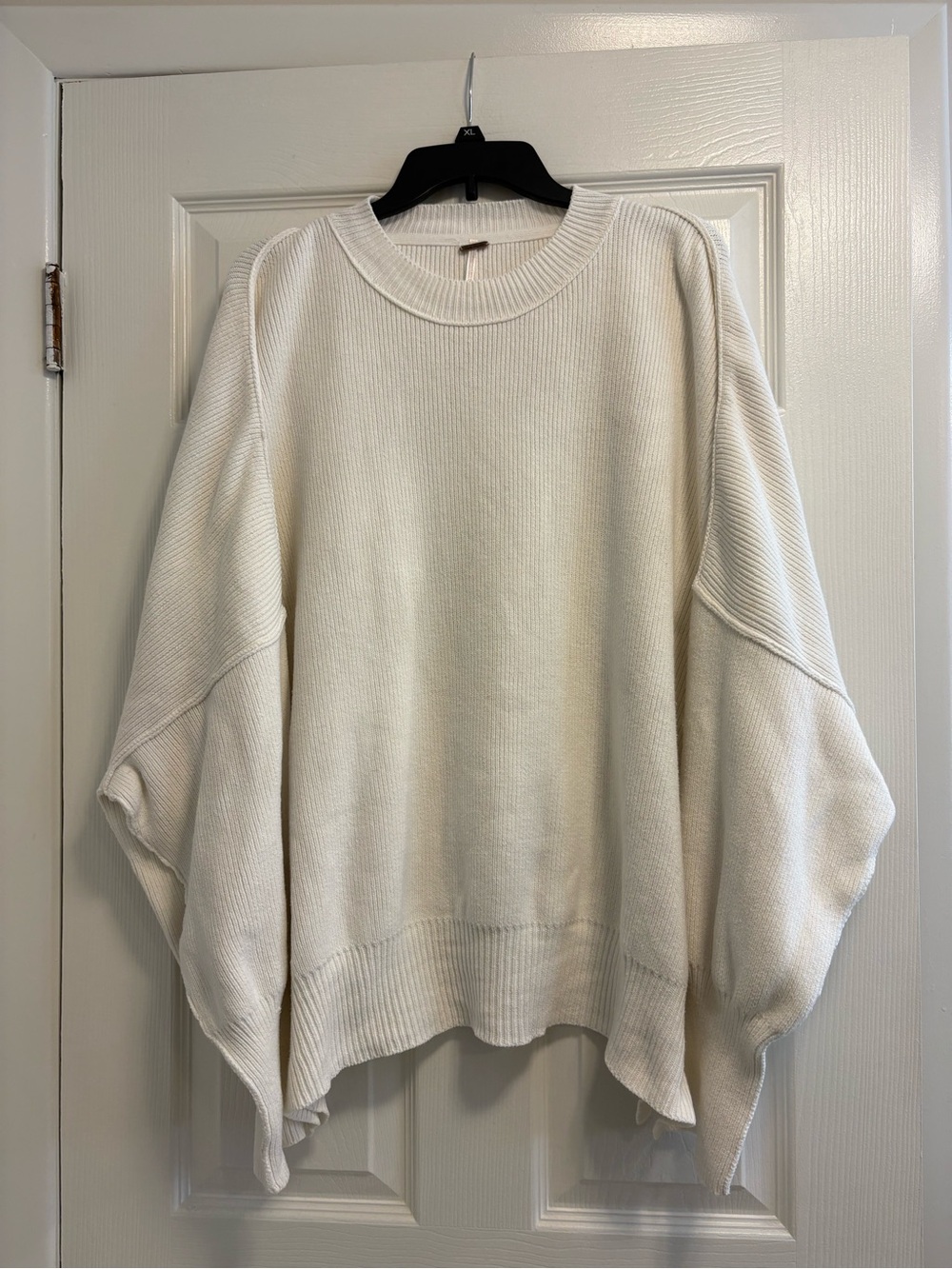 Free People Chunky Ribbed Slouchy Knit oversized Sweater Off white - Size L